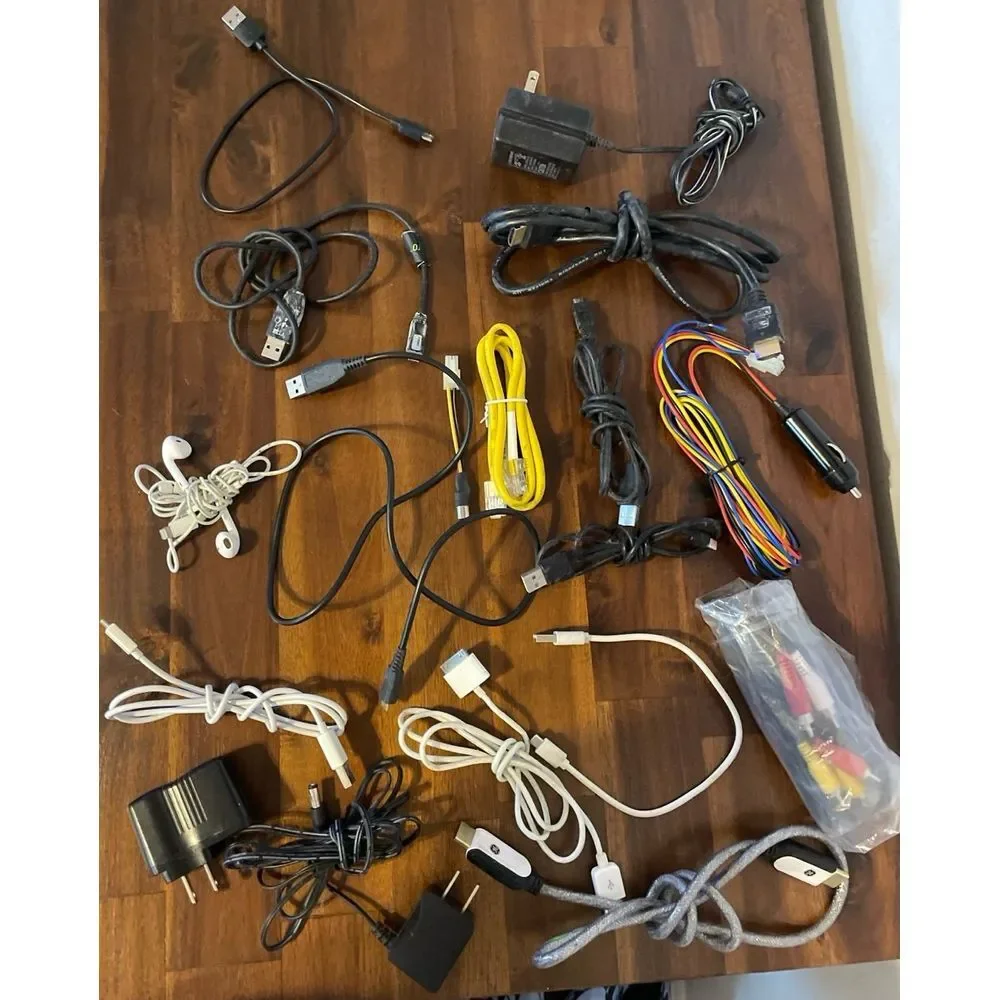 Bag of‎ Cables